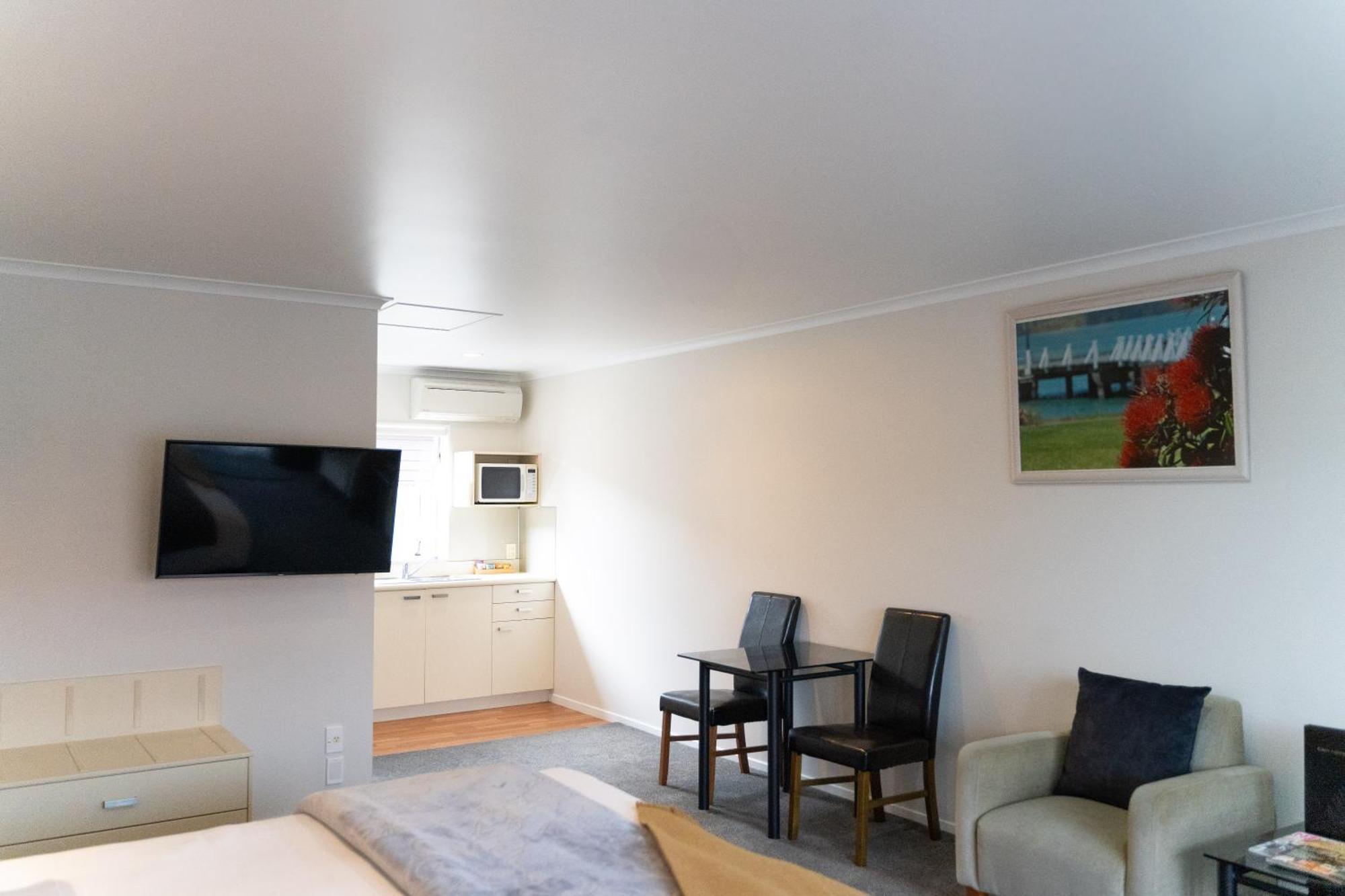 Pacific Coast Motor Lodge Whakatane Buitenkant foto