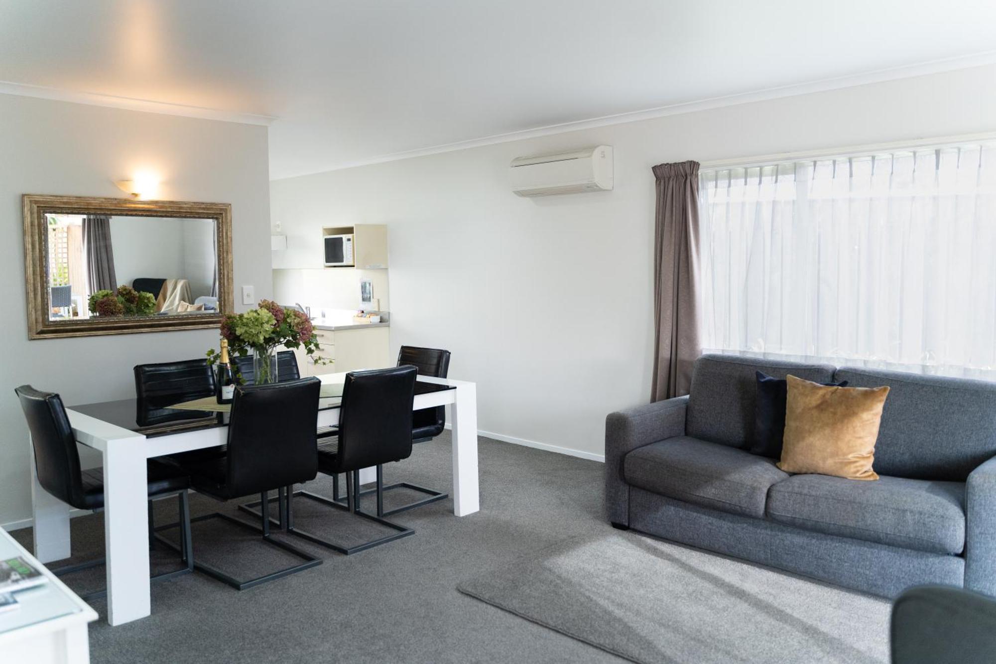Pacific Coast Motor Lodge Whakatane Buitenkant foto
