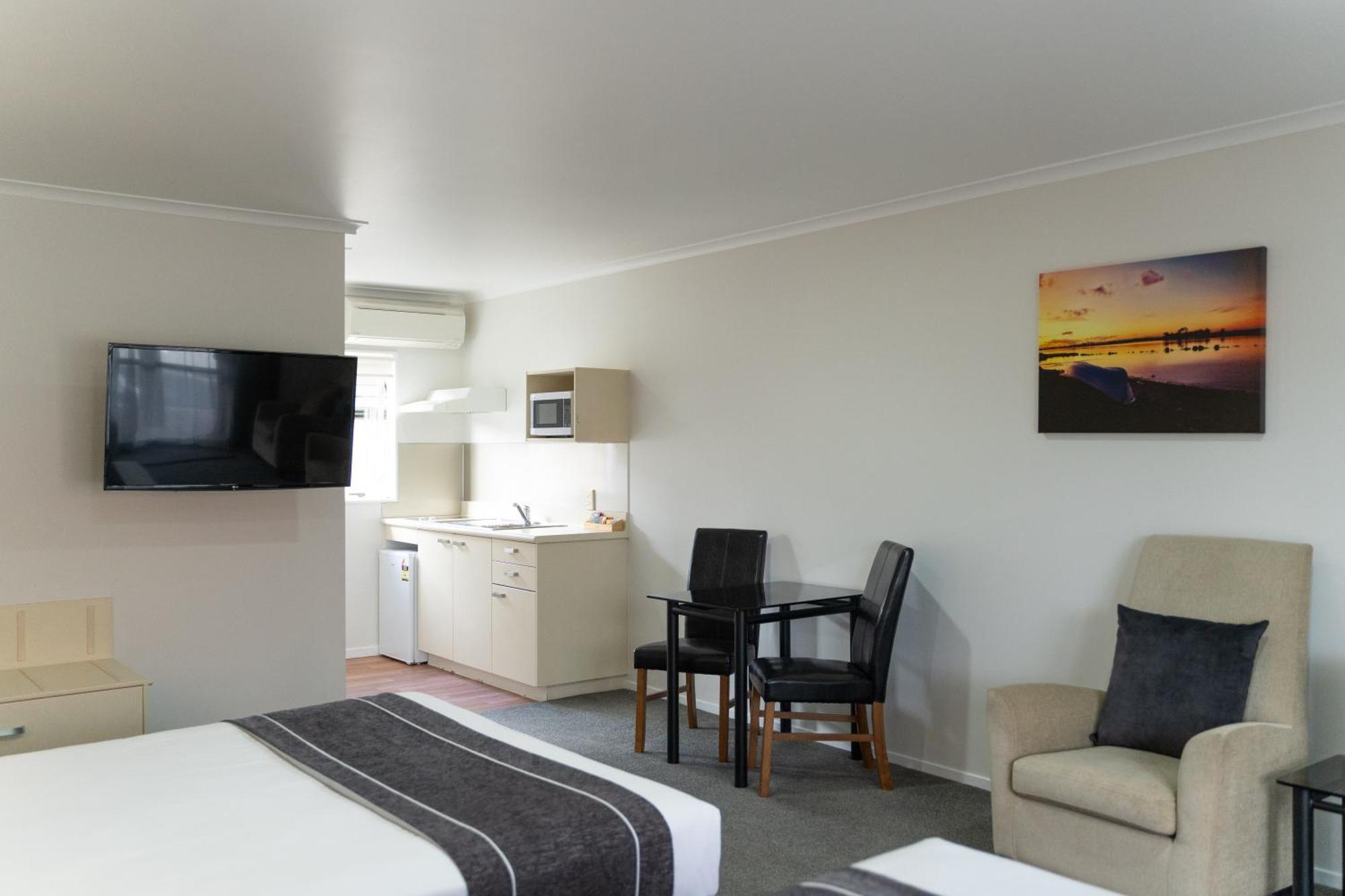 Pacific Coast Motor Lodge Whakatane Buitenkant foto